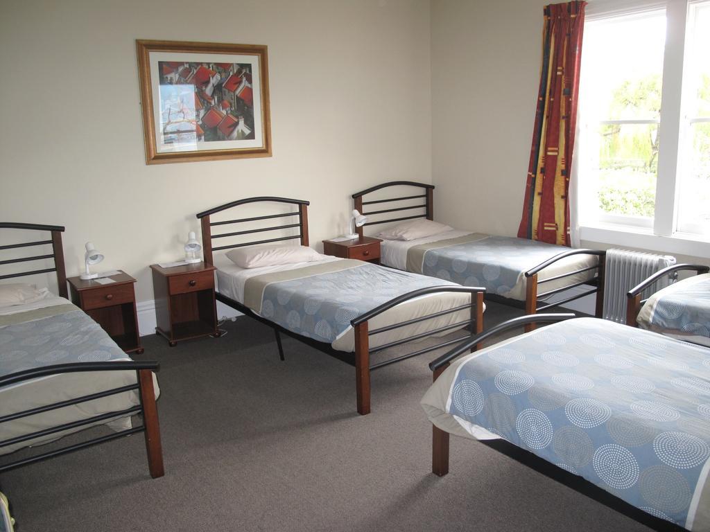 Хостел Dorset House Backpackers Крайстчерч Номер фото
